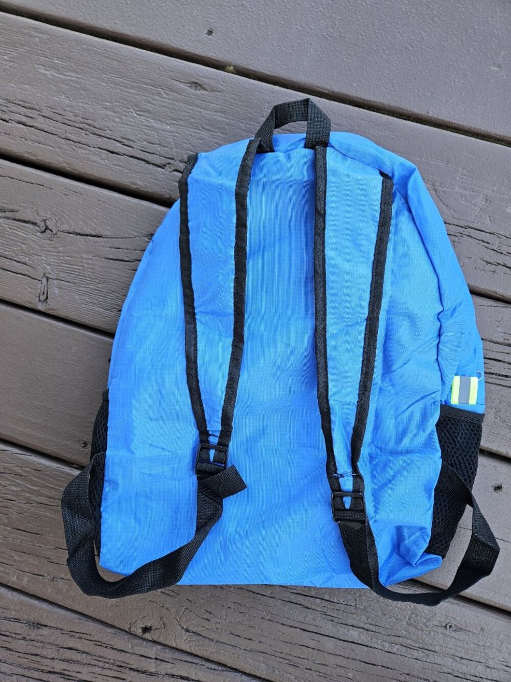 Loot Crate Banjo-Kazooie Foldable Blue Backpack - Picture 6 of 12